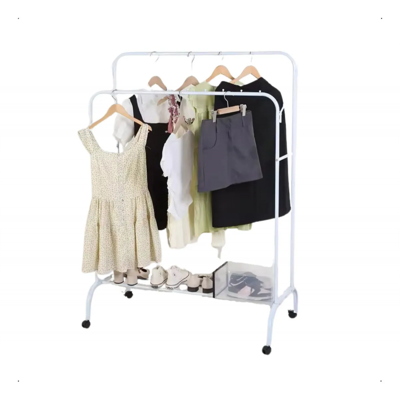 ستاند ملابس ابيض