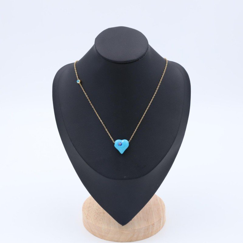 سلسال ذهبي م حجر أزرق بتصميم قلب