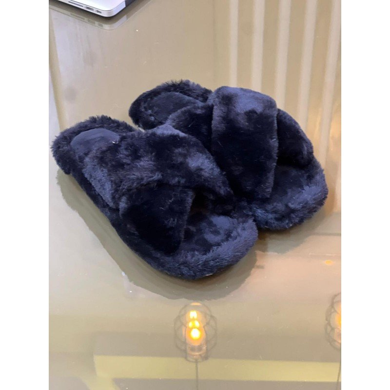 سليبر شتوي ستاتي لون أسود