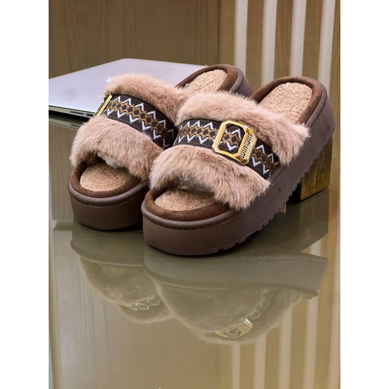 سليبر شتوي ستاتي لون بني