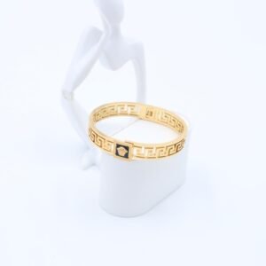 سوار لون ذهبي