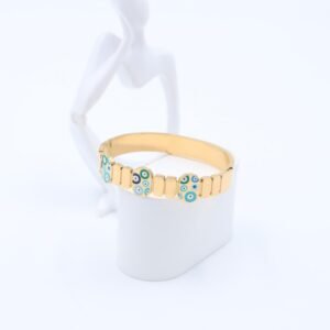 سوار لون ذهبي مع تصميم عين