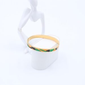 سوار لون ذهبي مع نقوش باللون الفيروزي والبرتفالي والأسود