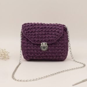 شنطة كروشية نعومة مع يد سلسلة لون ليلكي غامق - نكشة فن