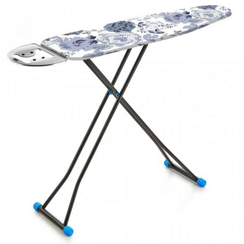 طاولة كوي حجم كبير مع مكان لوضع المكوى