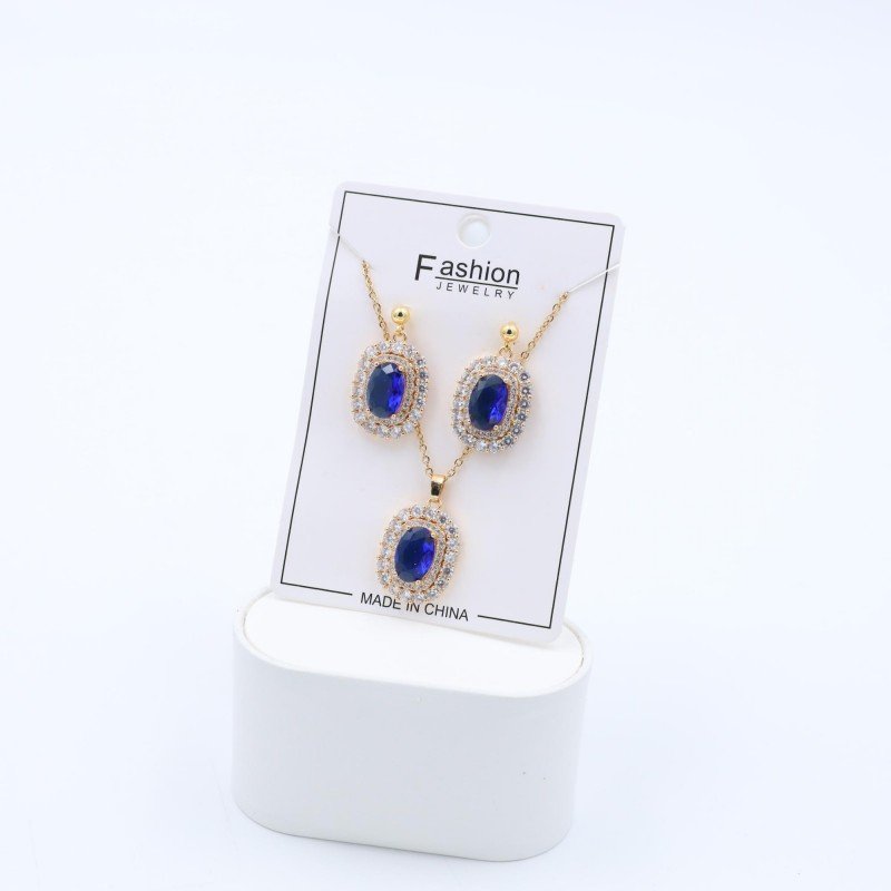 طقم حلق كريستال مع سلسال بتصميم بيضاوي كريستال نيلي لون ذهبي