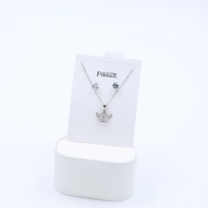 طقم حلق كرستال فضي مع سلسال بتصميم تاج