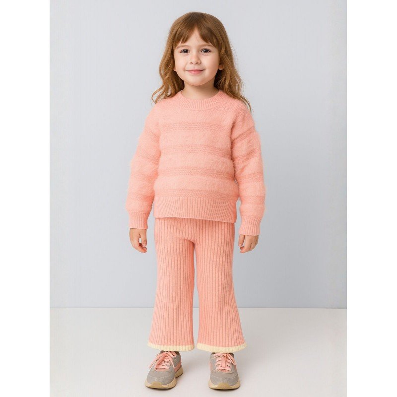 طقم صوف للأطفال لون زهري