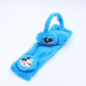 طوق للأذن مع لفحة لون أزرق غامق