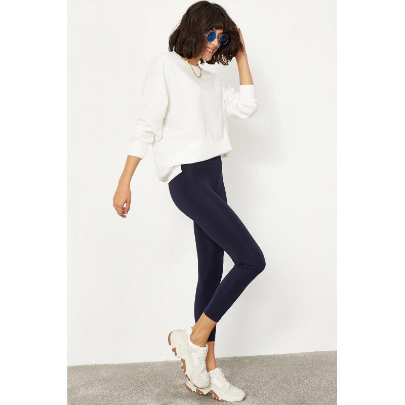 فيزون ستاتي لون كحلي Bianco Lucci