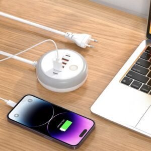 قاعدة شحن ذات 6 مداخل USB و PD - يعمل باللمس مع إضاءة LED - بقوة 50 واط - مثالي لشحن أجهزة متعددة في وقت واحد أثناء السفر.