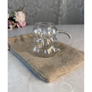 كاسة شفافة مع مقبض