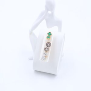 مجموعة مكونة من 3 حلوق شكل دائري كرستال و وردة برسيم أخضر