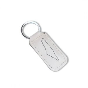 مدالية أنيقة بشكل خارطة فلسطين مصنوعة من الجلد الطبيعي لون سكني