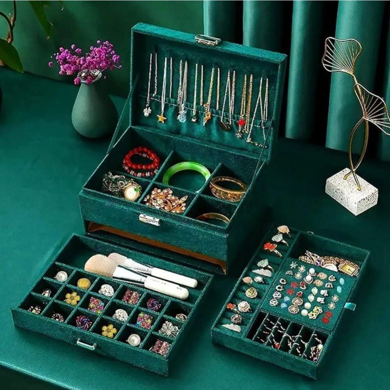 منظم اكسسوارات مصنوع من الخشب الطبيعي ومغلف بقماش مخمل