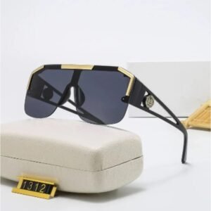 نظارة شمسية لون أسود مع ذهبي