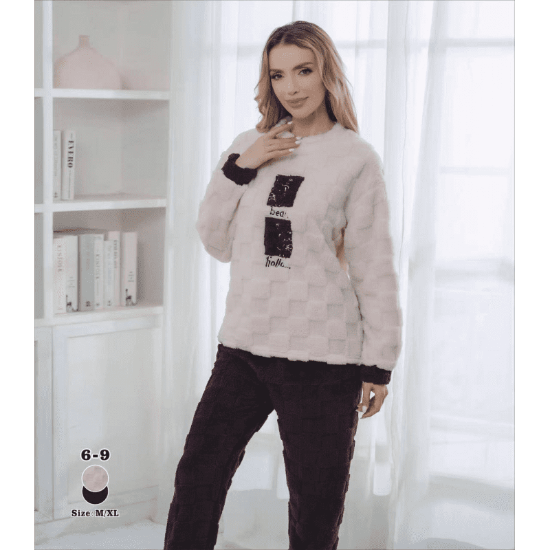 بجامة فرو قطعتين للنساء لون بيج وخمري