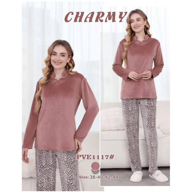 بجامة مخمل قطعتين من CHARMY للنساء لون كرميدي فاتح