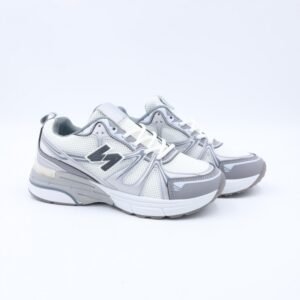 بوت رياضي ستاتي لون أبيض ورمادي