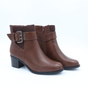جزمة نسائية ساق متوسط الطول بكعب عريض لون بني قهوة