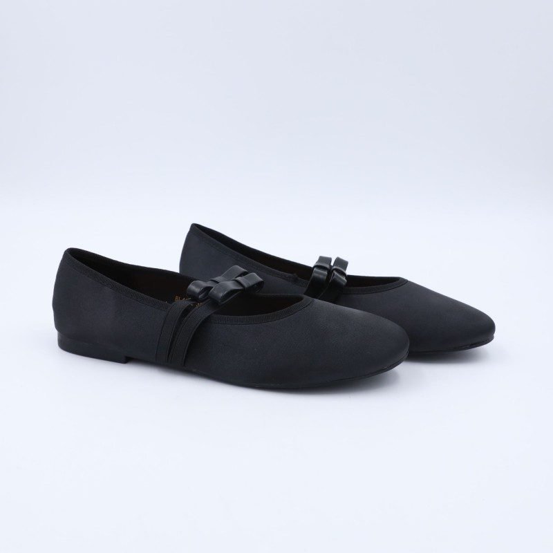 حذاء ستاتي زحاف لون أسود