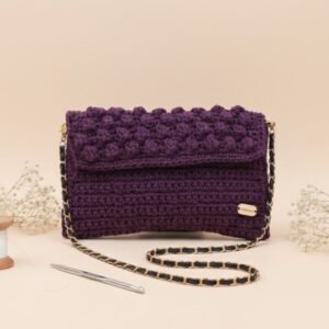 شنطة حبة الحمص مع يد سلسلة لون توتي - نكشة فن