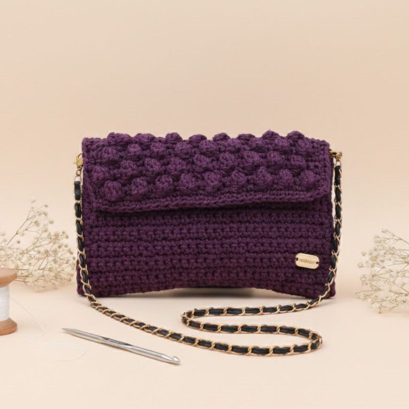 شنطة حبة الحمص مع يد سلسلة لون توتي - نكشة فن