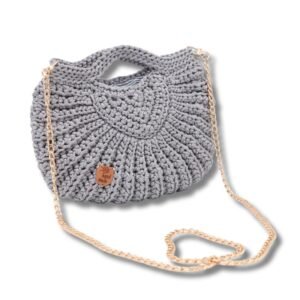 شنطة فراشة مع يد سلسلة لون فضي - نكشة فن