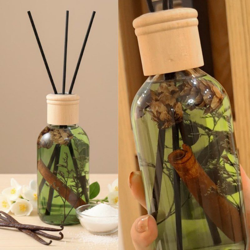 معطر عيدان 250 مل برائحة الفانيلا من 22 بيرفيوم مع أزهار مجففة ومكوّنات عطرية داخلية