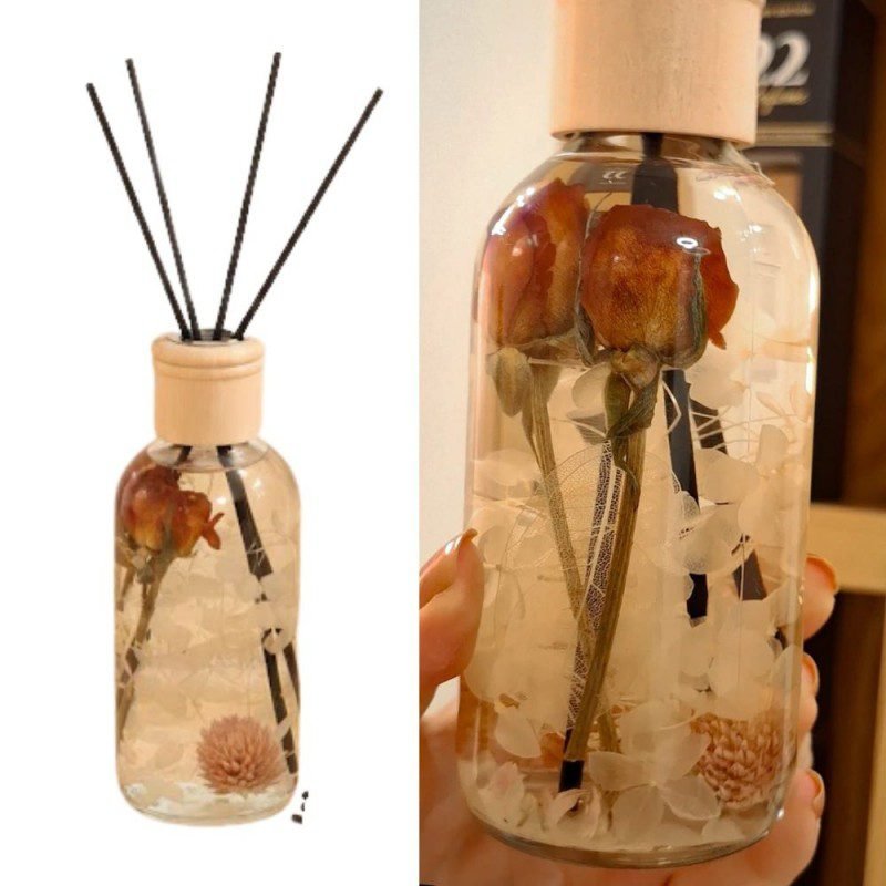 معطر عيدان 250 مل برائحة الورد من 22 بيرفيوم مع أزهار مجففة ومكوّنات عطرية داخلية