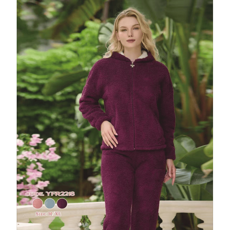 بجامة فرو نسائية بسحاب لون خمري