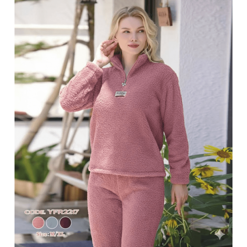 بجامة فرو نسائية قطعتين لون زهري