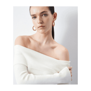 بلوزة ستاتي اوف شولدر لون سكري