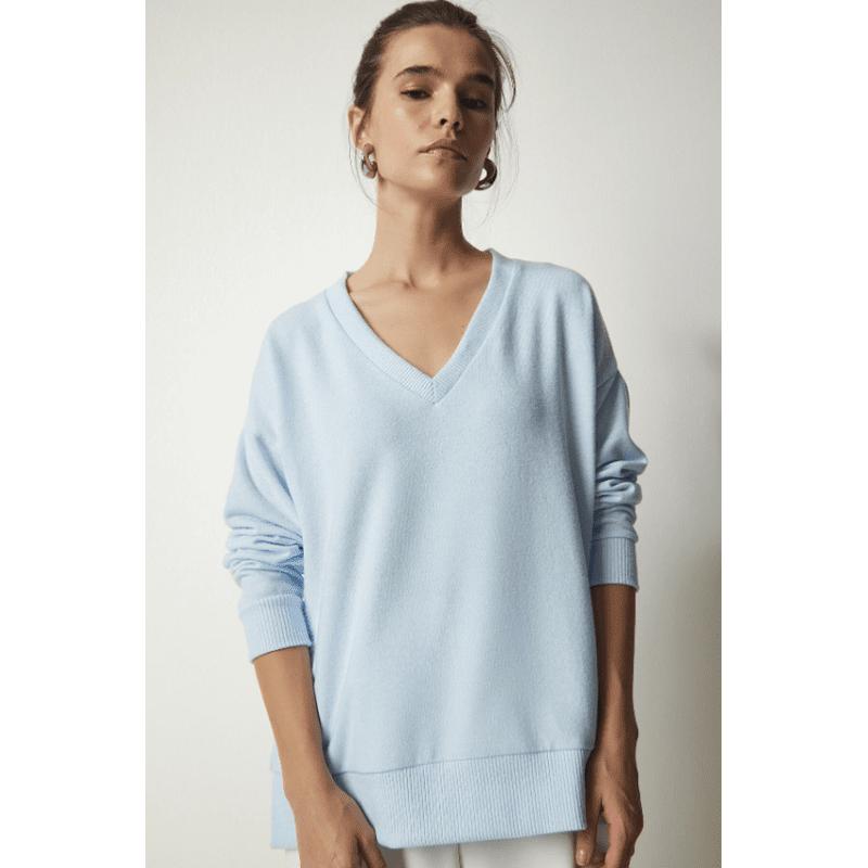 بلوزة ستاتي لون أزرق فاتح