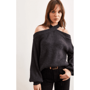 بلوزة ستاتي لون أسود