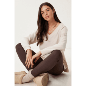 بلوزة ستاتي لون بيج