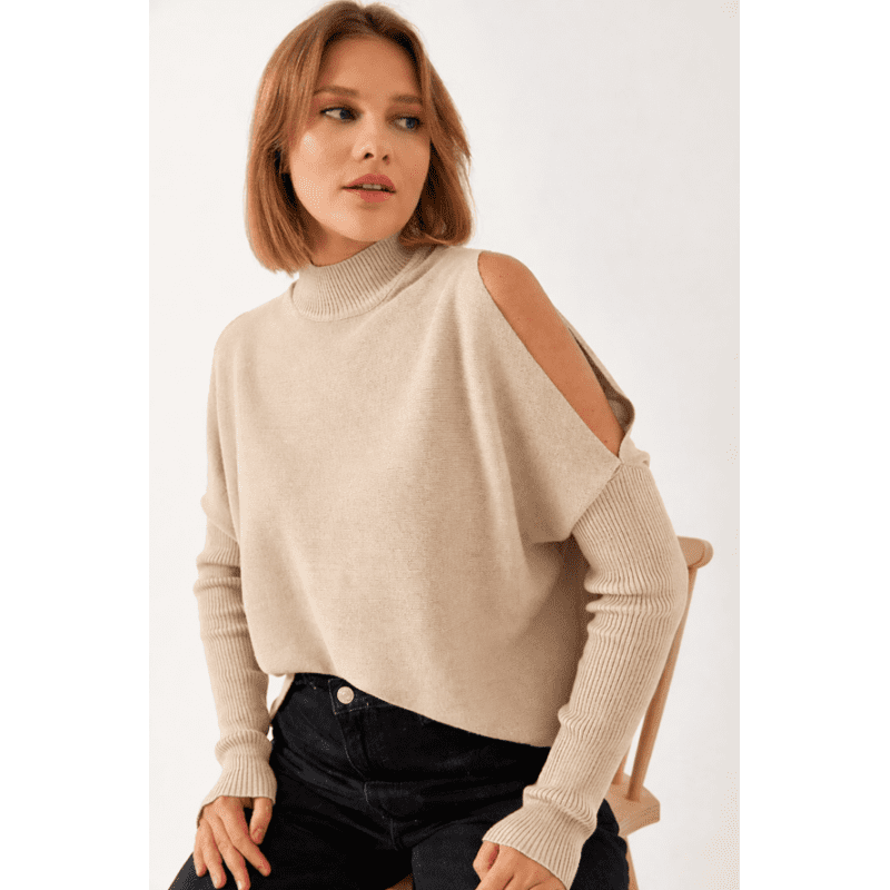 بلوزة ستاتي لون بيج