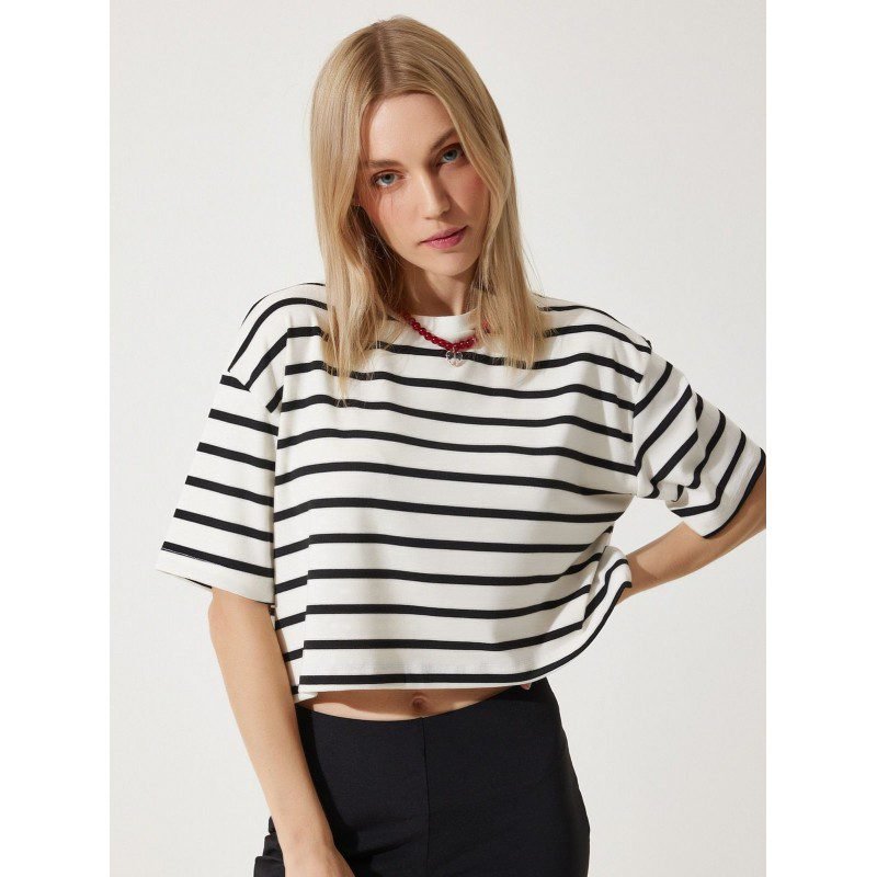 بلوزة ستاتي مخطط أبيض وأسود