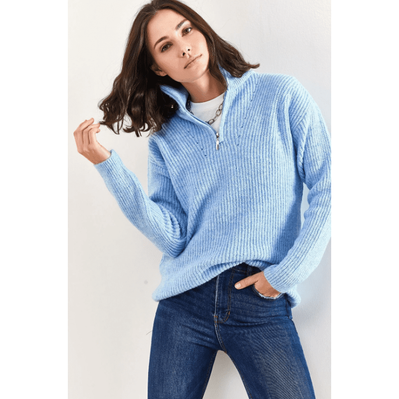 بلوزة شتوي ستاتي لون أزرق فاتح