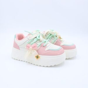 بوت رياضي جلد نعل عريض للنساء لون اوف وايت وزهري وازرق