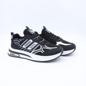 بوت سبورت رجالي لون اسود وأبيض