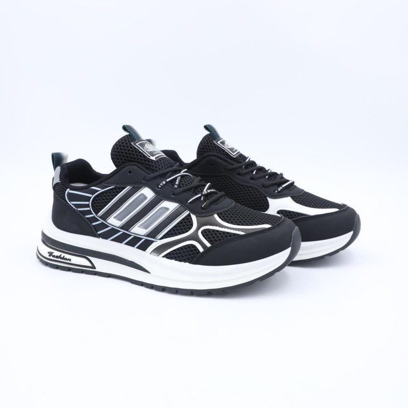 بوت سبورت رجالي لون اسود وأبيض