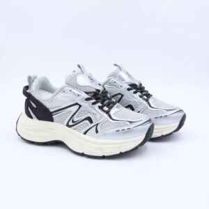 بوت ستاتي بألوان فضي وأسود وبيج