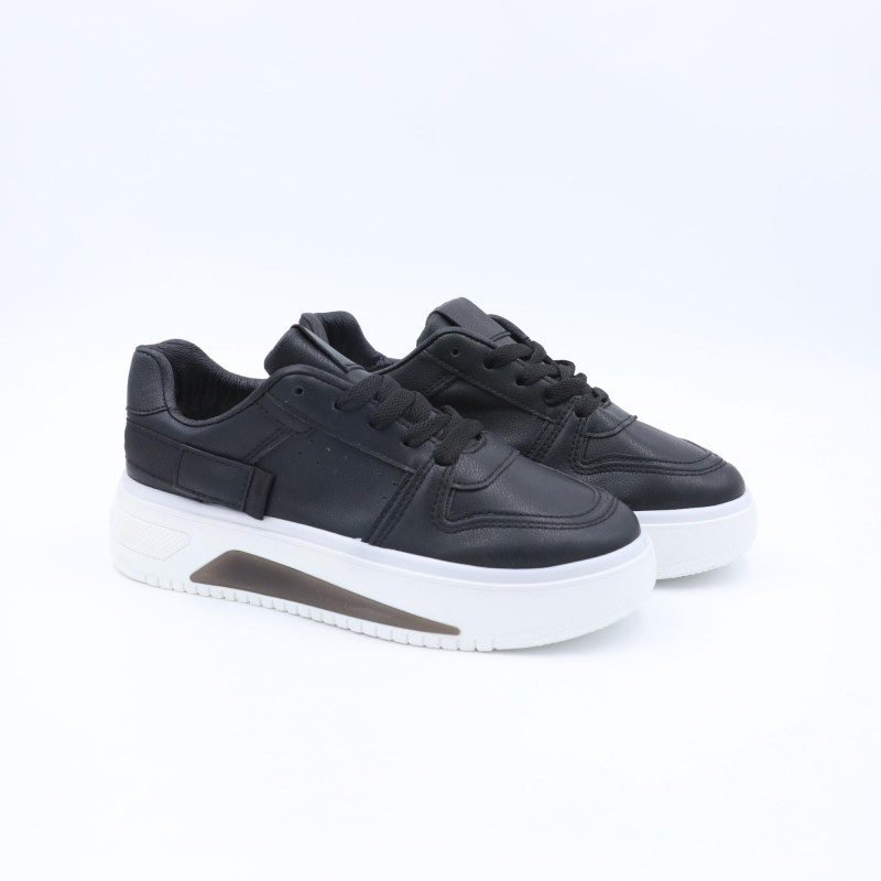 بوت ستاتي جلد لون اسود ونعل ابيض