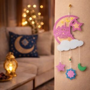 تعليقة خشب بتصميم هلال رمضان يجمعنا لون زهري طول 25 سم