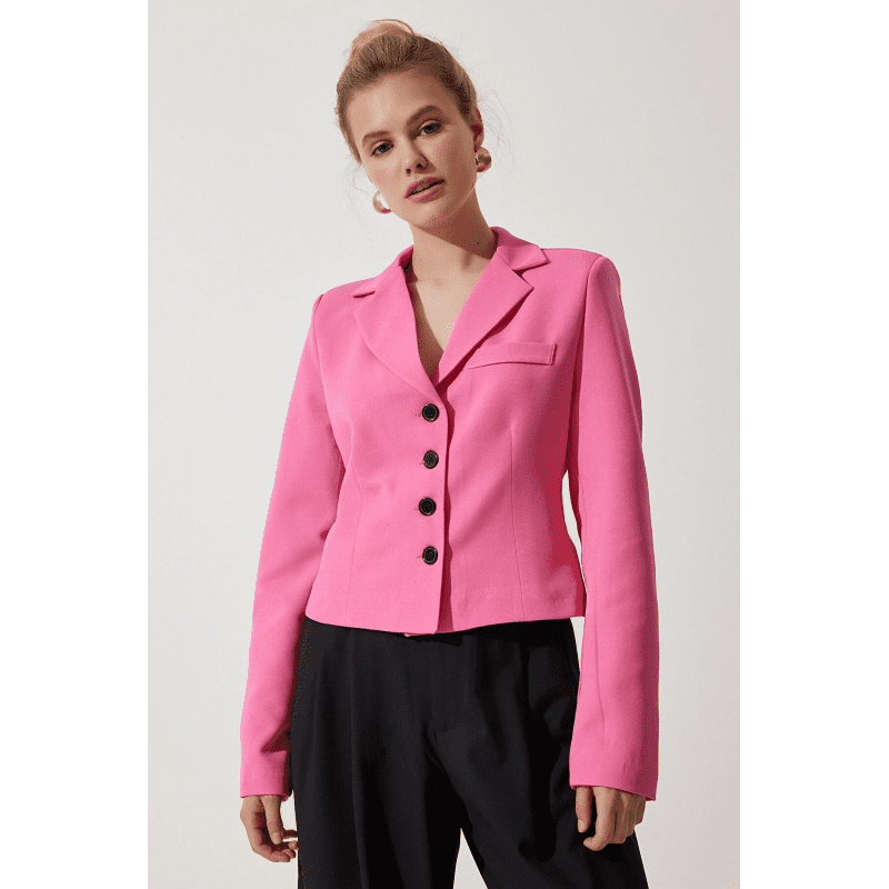 جاكيت رسمي قصير باللون الفوشي