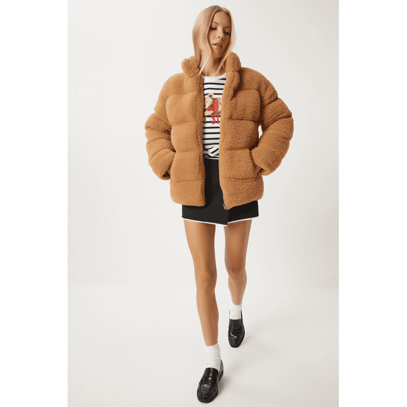 جاكيت فرو قصير ستاتي لون بني