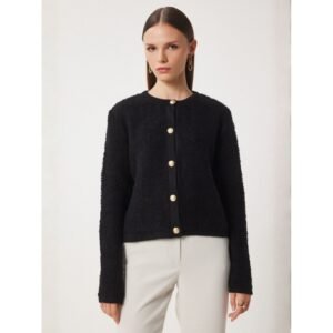 جرزة شتوية صوف بأزرار باللون الأسود One Size