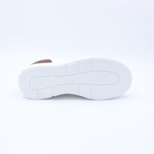 حذاء رياضي جلد للنساء لون بني وابيض