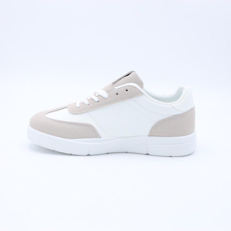 حذاء رياضي جلد للنساء لون بني وابيض